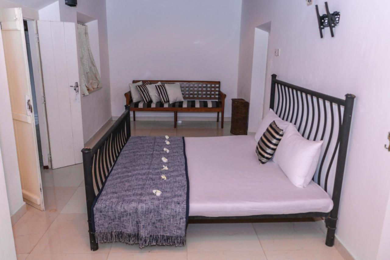 Villa Rosa Blanca Galle Extérieur photo